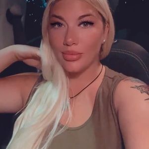 Meet your Posher, Kay